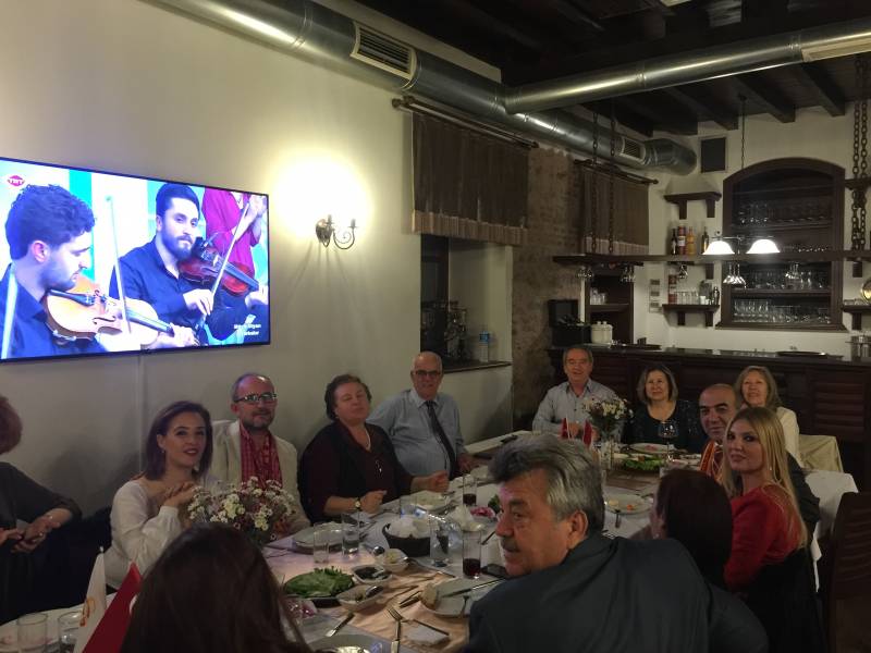 8-mart-dunya-kadinlar-gunu-yemegi-2016-5.jpg