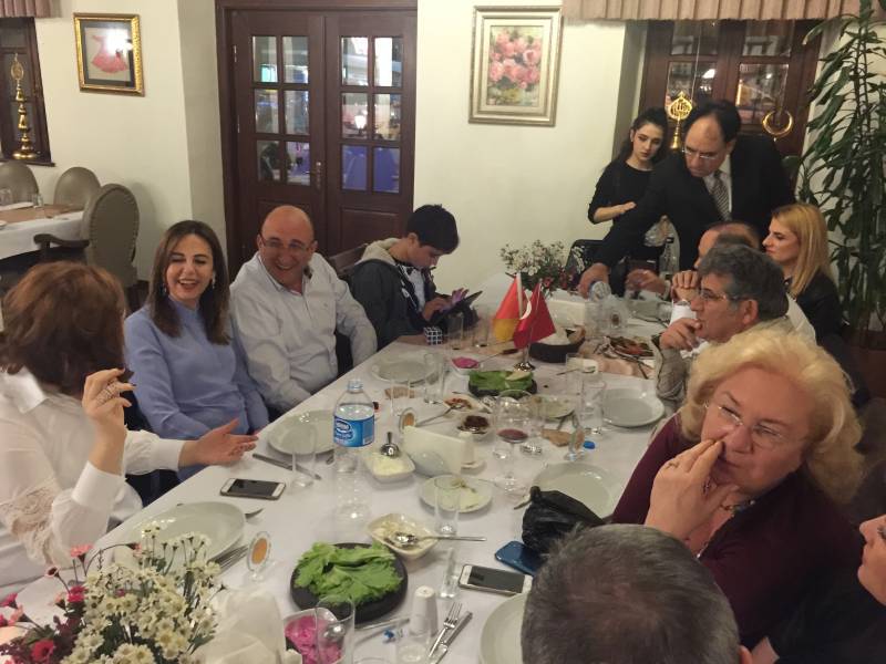 8-mart-dunya-kadinlar-gunu-yemegi-2016-6.jpg
