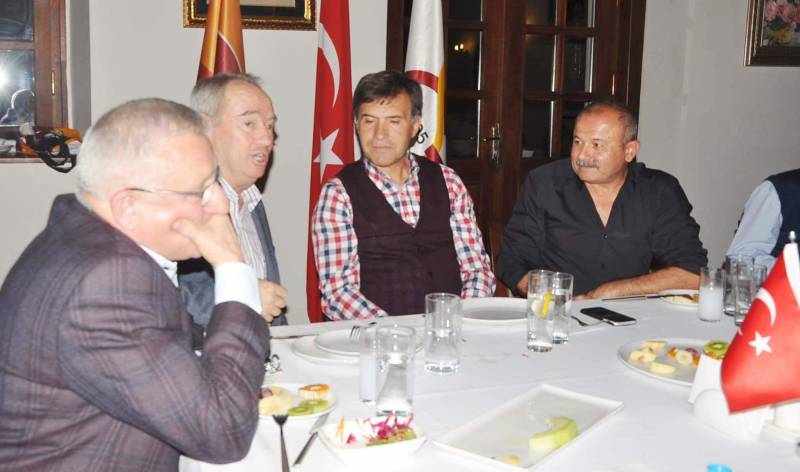 hayrettin-demirbas-feyyaz-ucar-ile-yemek-2017-20.jpg