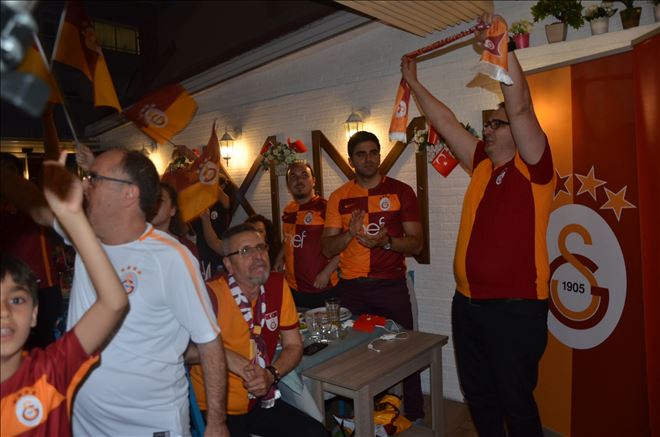 sampiyonluk-gecesi-kutlamalari-2018-15.jpg