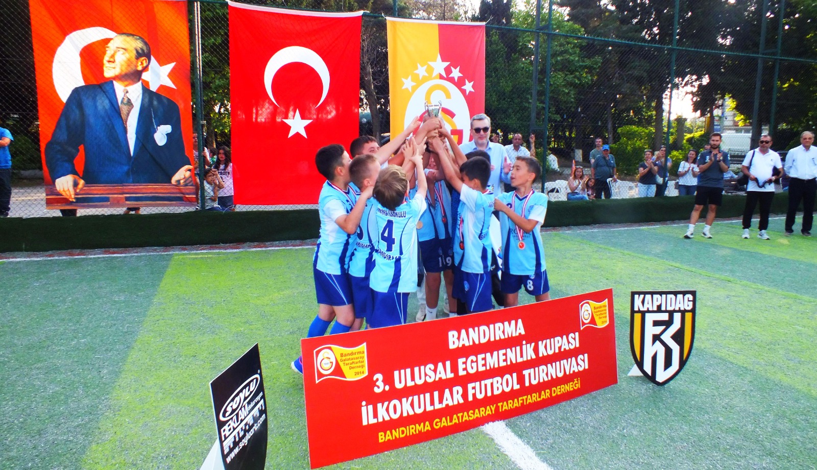 sonuclandi-bandirma-3-ulusal-egemenlik-kupasi-ilkokullar-futbol-turnuvasi-16.jpeg