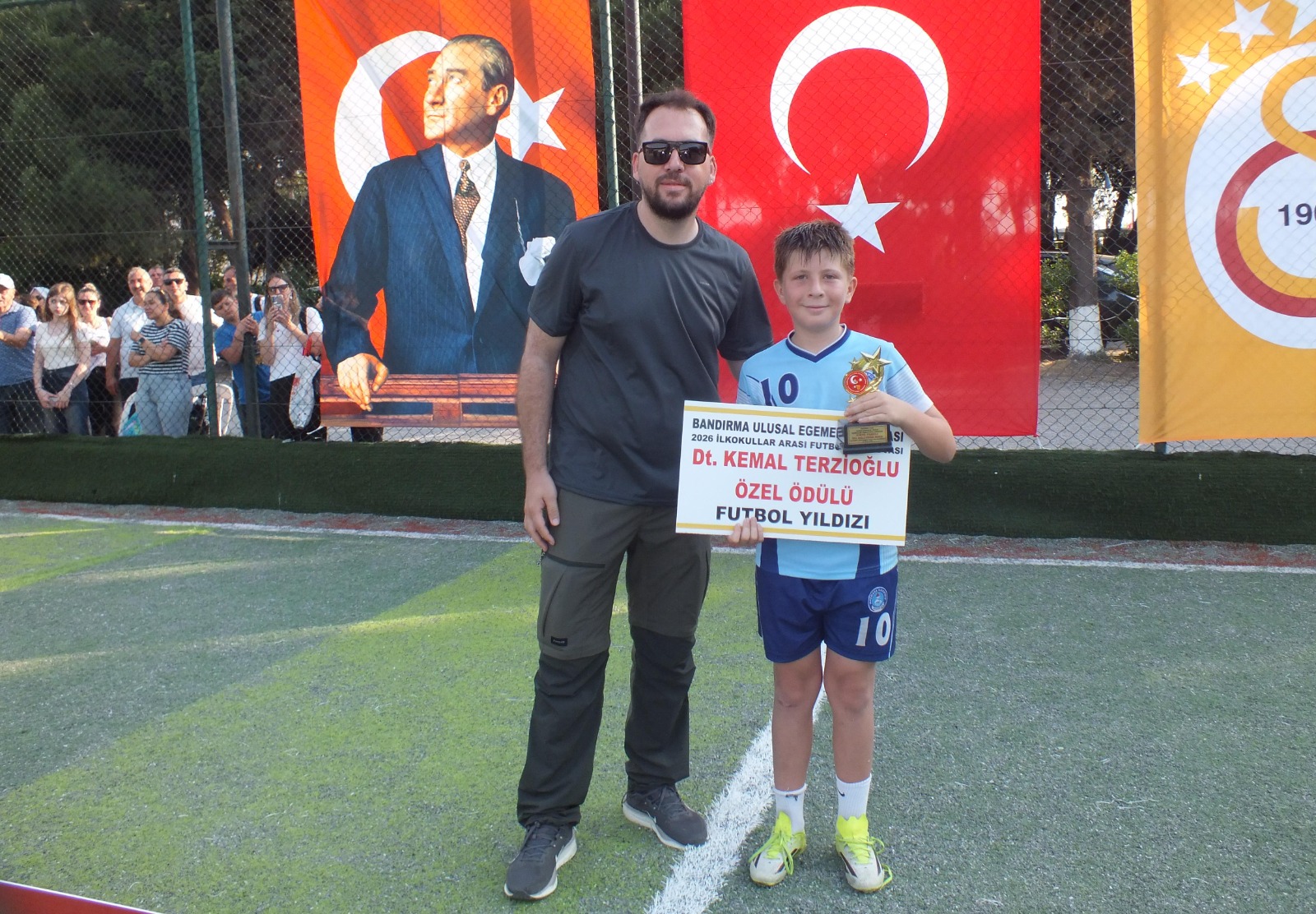 sonuclandi-bandirma-3-ulusal-egemenlik-kupasi-ilkokullar-futbol-turnuvasi-8.jpeg