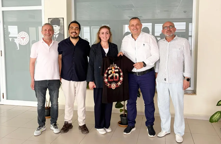 ziyaret-bandirma-onyedi-eylul-universitesi-egitim-ve-arastirma-hastanesi-bashekim-yardimcisi-uzm-dr-duygu-durmaz.webp